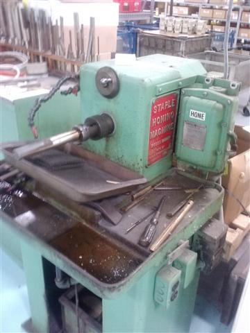 Staple B8 Honing Machine, Machine ID: 5837